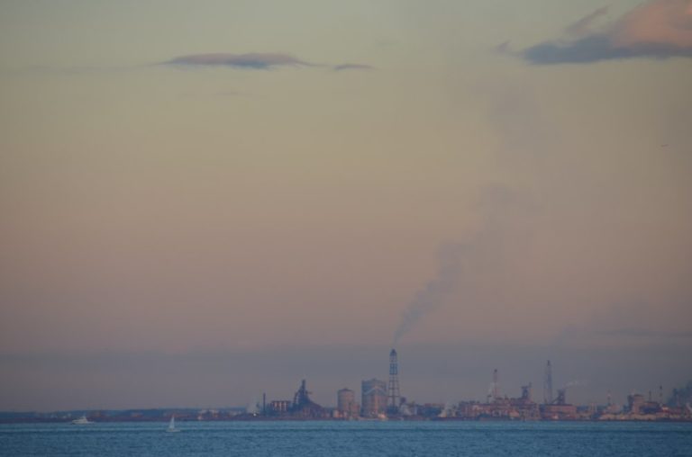 日本、横浜－煙 2014年1月 (横浜)