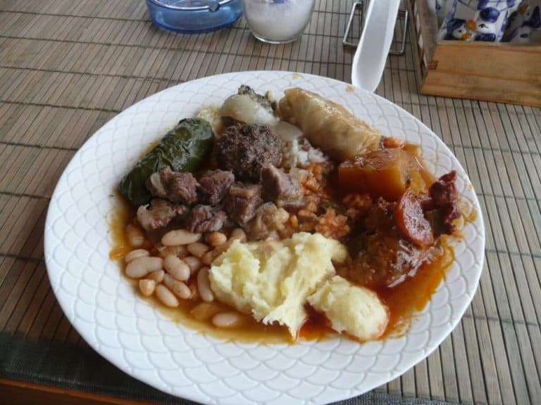 mostar-herzegovina-pranzo-locale-specialita