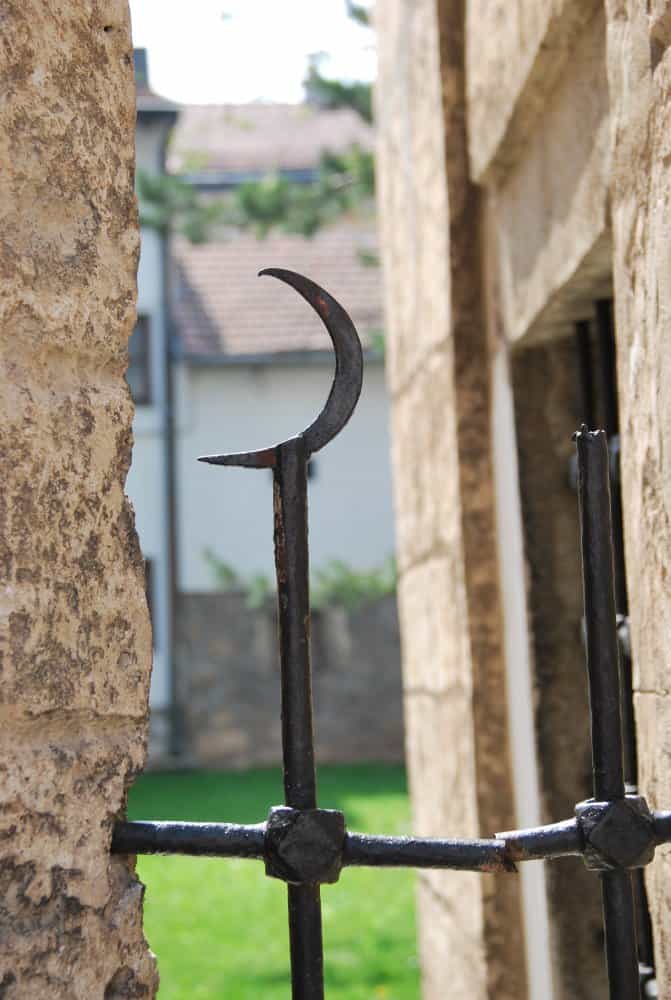 Sarajevo – crescent, April 2009 (Sarajevo)