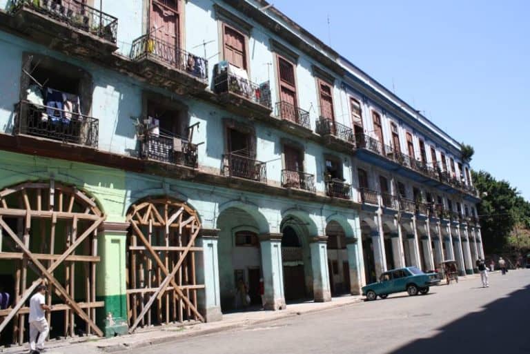 Cuba, Havana – nice and old, 2010