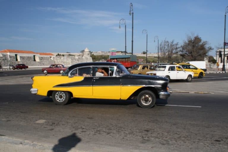 Cuba, Havana – yellow car, 2010