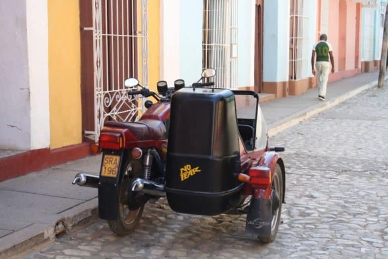 Non ci sono solo vecchie macchine a Cuba