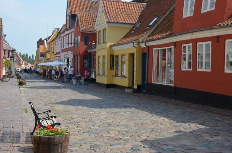 Denmark, Aeroskobing – street with bench, Aug. 2012 (Aero)
