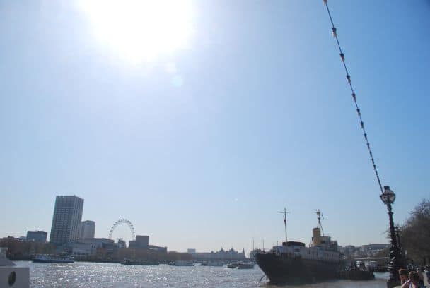 イギリス、ロンドン－太陽 2010年 (ロンドン)