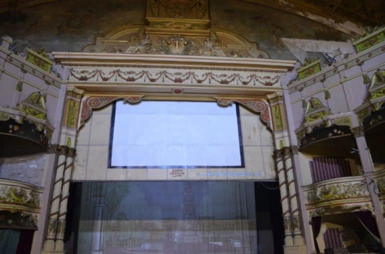 Il teatro che aspetta di essere restaurato