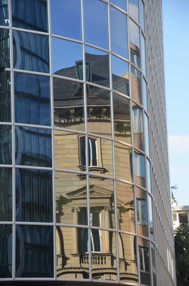 Germany, Frankfurt – reflection, Sept. 2012 (Fráncfort)