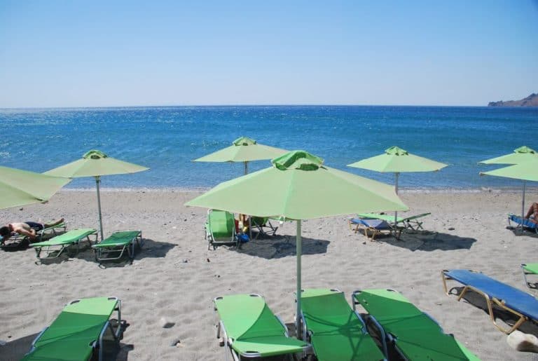 Grecia, Creta – ombrelloni verdi, agosto 2009 (Creta)