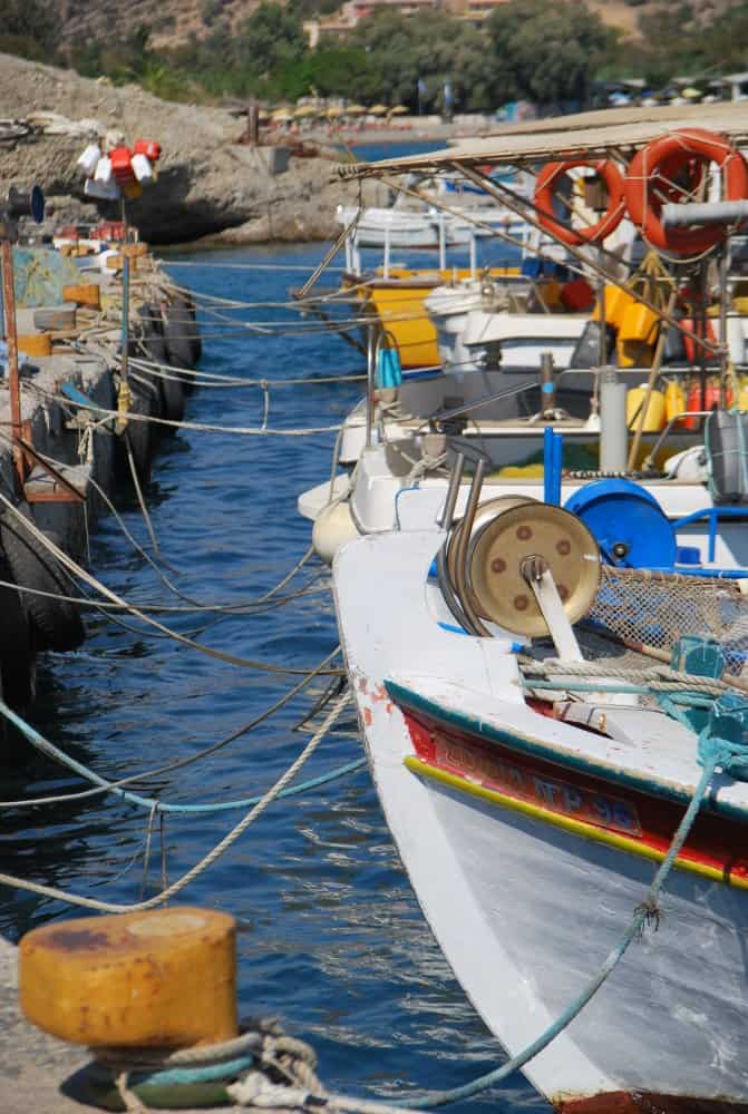 Grecia, Creta – file di barche, agosto 2009 (Creta)