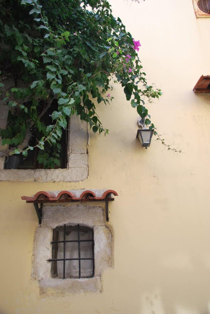 Grecia, Rethymno – piccola finestra, agosto 2009 (Creta)