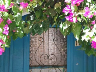 Greece, Knossos – doorway, Aug.2009