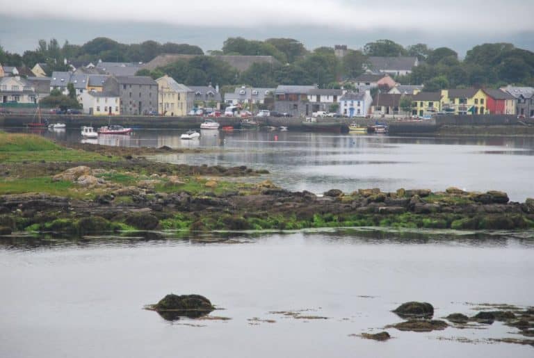 Irlanda – città in lontananza, luglio 2011