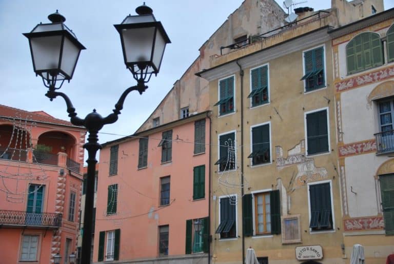 Italy, Final Borgo – lamp in square, Dec.2012 (Liguria)