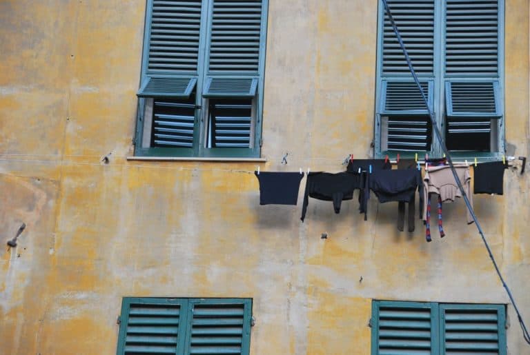 Italia, Genova – bucato, Febbraio 2012 (Genova)