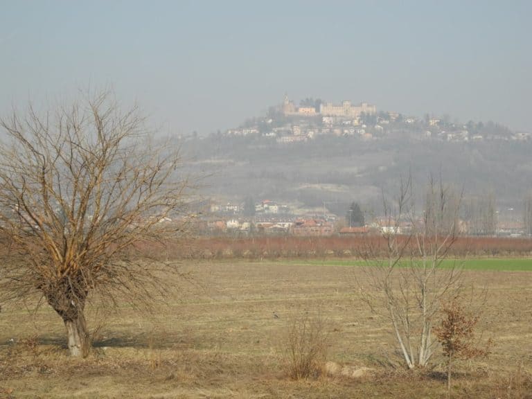 Italia, Langhe – panorama, marzo 2012 (Piemonte)