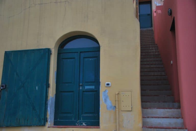 Italy, Varigotti – door and steps, Dec.2012 (Liguria)