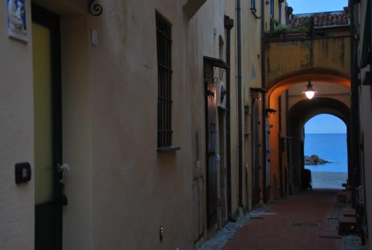 Italy, Varigotti – street to the sea, Dec.2012 (Liguria)
