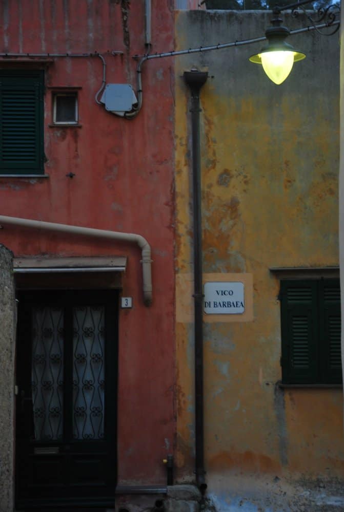 Italy, Varigotti – pink and yellow, Dec.2012 (Liguria)