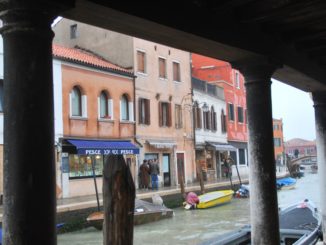 Italy, Venice – statue and lamp, Nov. 2012