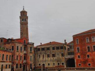 Italy, Venice – statue and lamp, Nov. 2012