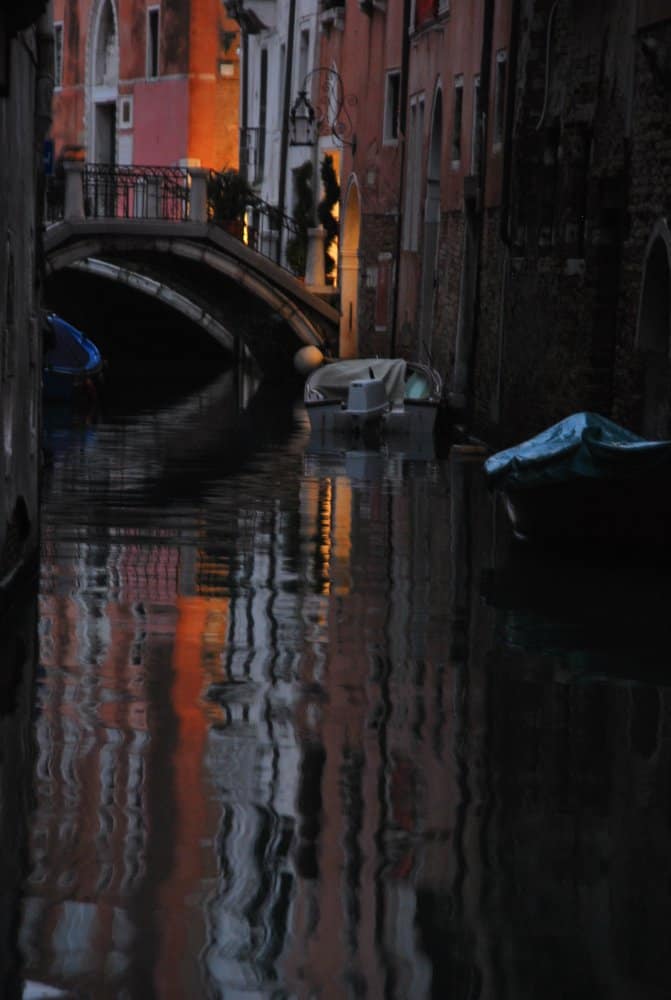 Italia, Venezia – riflesso arancione, novembre 2012 (Venezia)