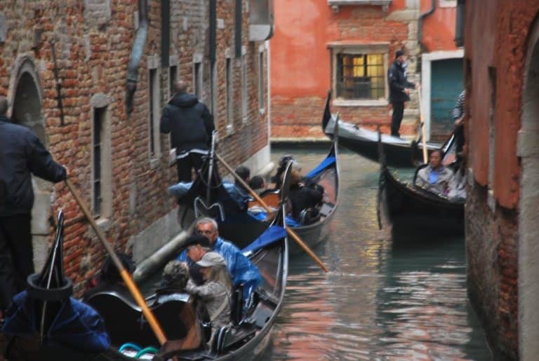 Girando su una gondola