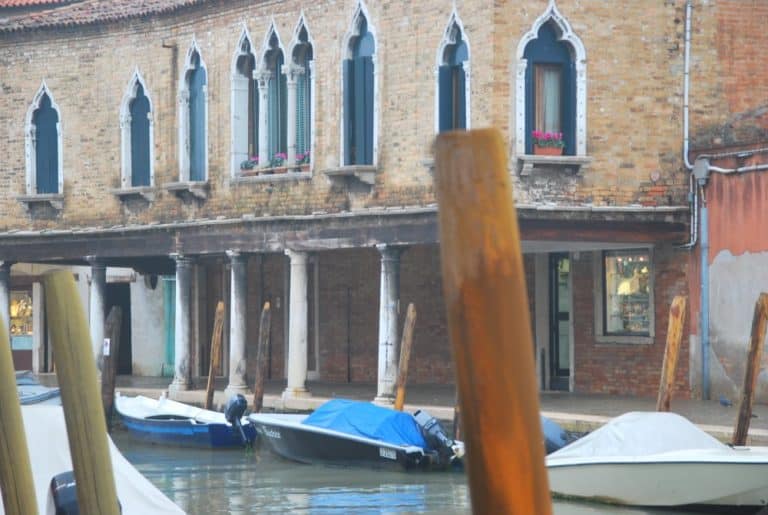 Italy, Murano – stake, Nov. 2012 (Venecia)