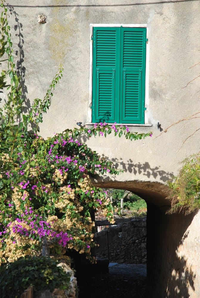 Italy, Verezzi – green window, Dec.2012 (Liguria)