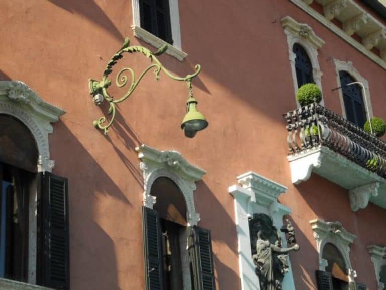 Italia, Verona – parete rosa 2011 (Verona)