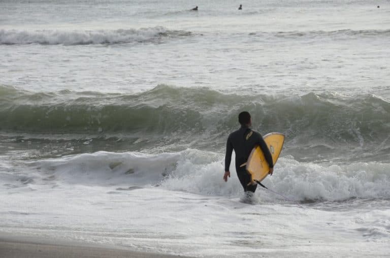 Japan, Kamakura – into the sea, Dec.2012