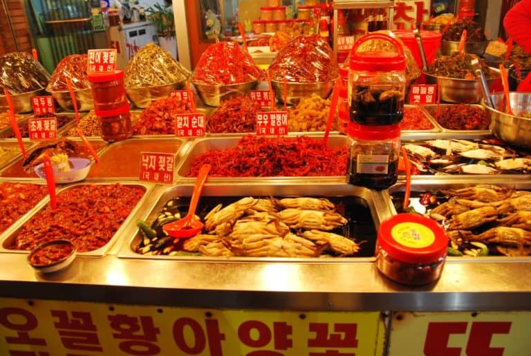 Korea, Busan – looks hot, Apr.2012 (Busan)