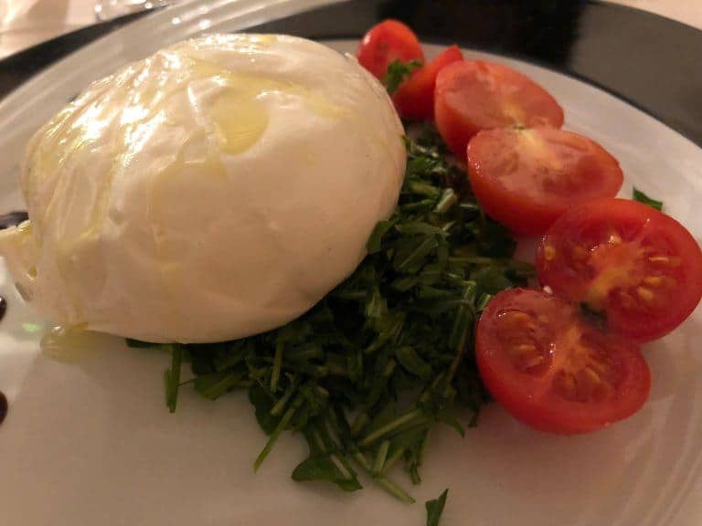 Milan, Mamma Lina restaurant – Burrata (Milan)