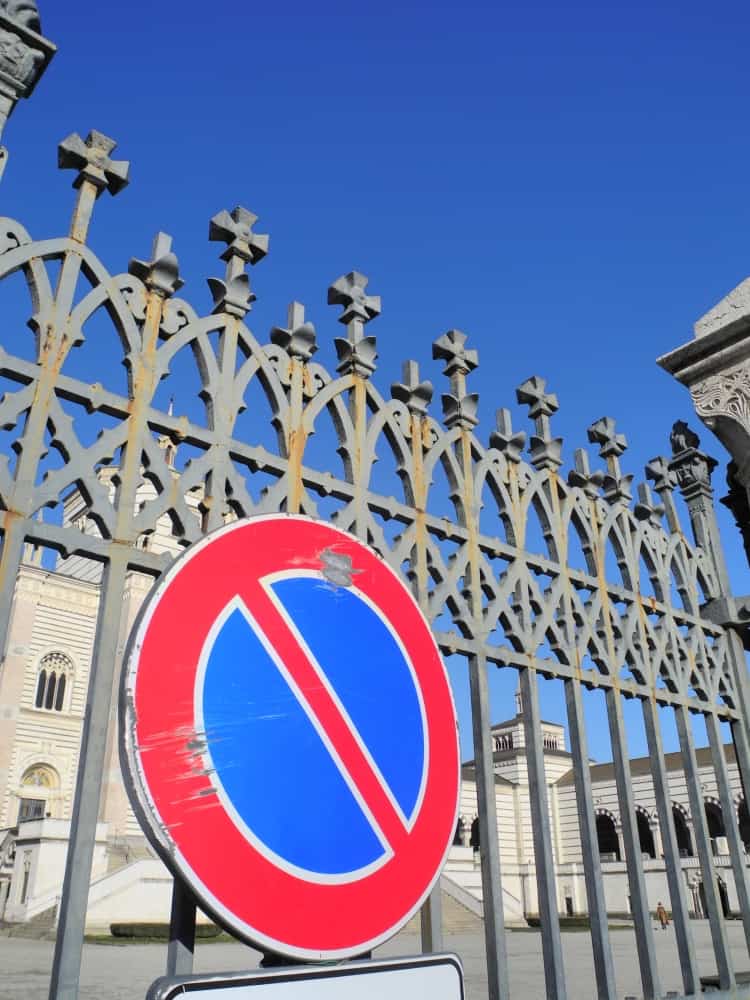 Milan, monumentale – no parking, Jan.2015 (Milan)