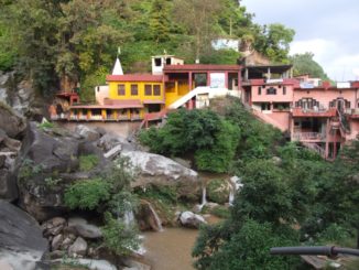 India, Dharamsala – lapide, set. 2006