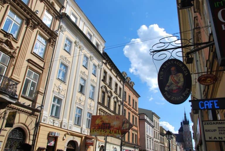 Polonia, Cracovia – strada principale, maggio 2009 (Cracovia)