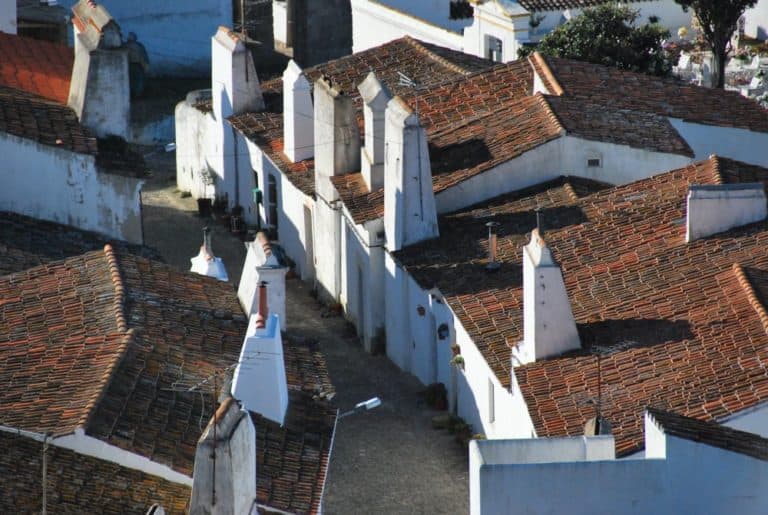 Portogallo, Evoramonte – tetti, dicembre 2011 (Alentejo)