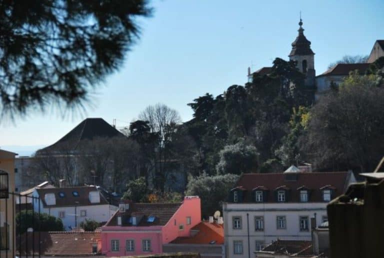 Portugal, Lisbon – pink house, 2011 (Lisbon)