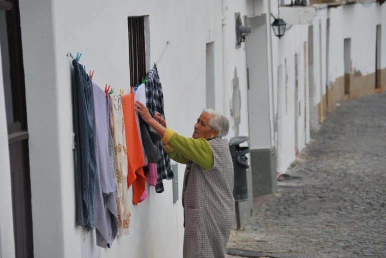 Portogallo, Mertola – stendere fuori, gennaio 2012 (Alentejo)