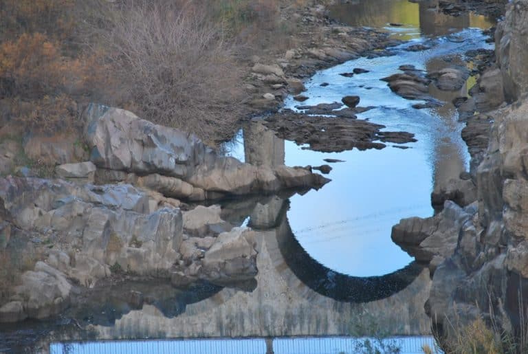 Portogallo, Mertola – riflessi, gennaio 2012 (Alentejo)