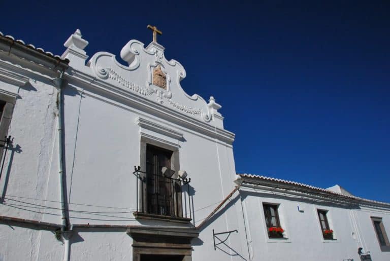 Portugal, Monsaraz – blue and white, Dec.2011 (Alentejo)