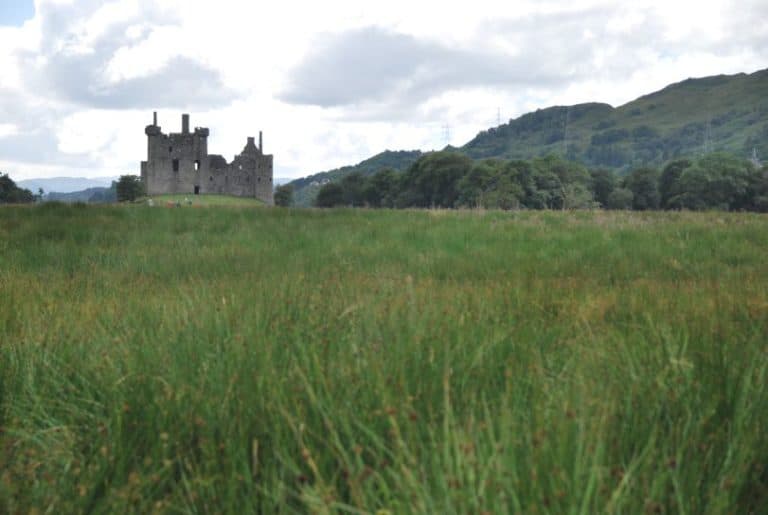Scotland, Kilchurn Castle – far away castle 2010