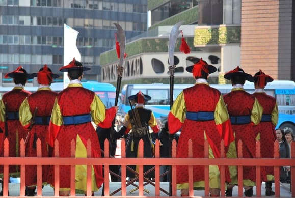 South Korea, Seoul – from behind, 2011 (Seoul)