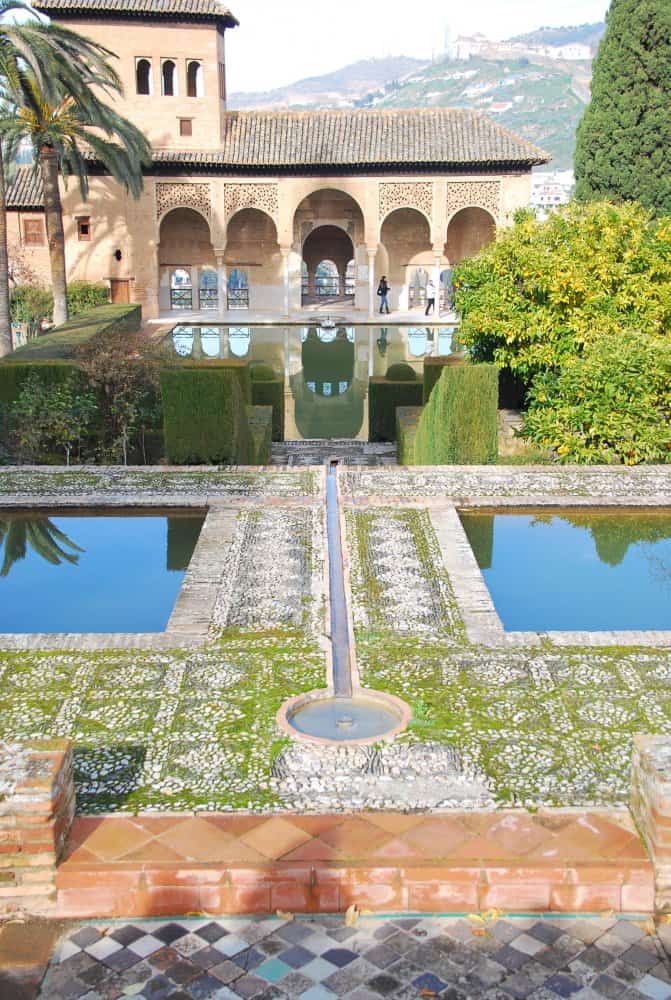 Spain, Granada – garden, Dec. 2010 (Granada) (Andalucia)