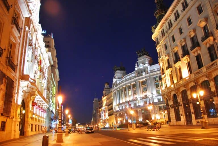 Spagna, Madrid – strada di notte, luglio 2012 (Madrid)