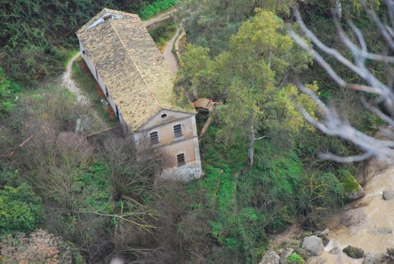 Spain, Ronda – house below, Dec.2010 (Ronda) (Andalucía)
