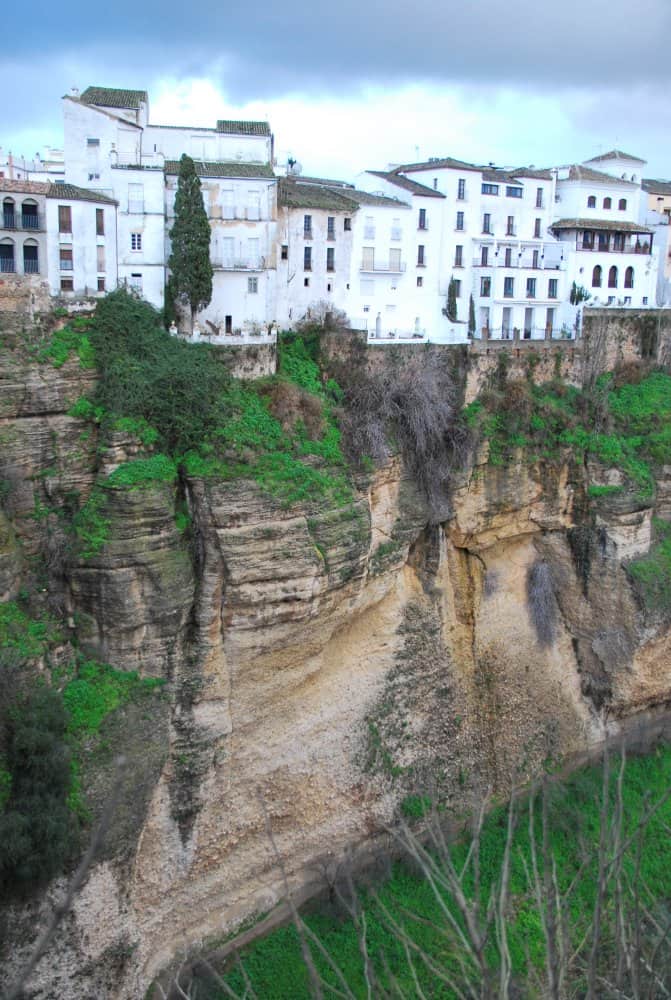 Spain, Ronda – houses on cliff, Dec.2010 (Ronda) (Andalucía)