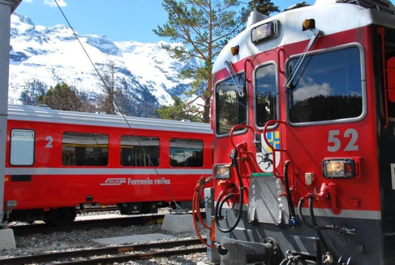Switzerland, St. Moritz – red trains, May 2012 (Sankt Moritz)