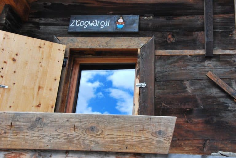 Svizzera, Zermatt – un piccolo cielo azzurro, maggio 2012 (Zermatt)