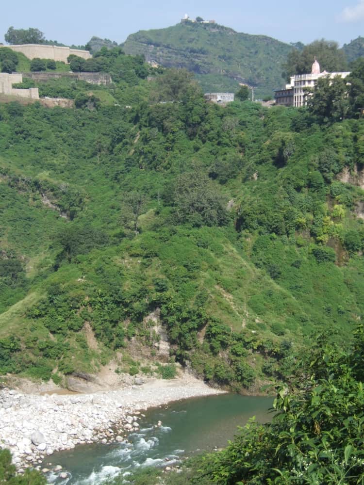 India, towards Shimla – nature, Sept.2006 (Shimla)