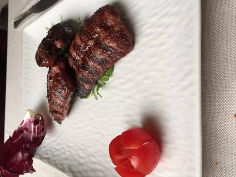 Milan, Trattoria de la Trebia – sausage (Milán)