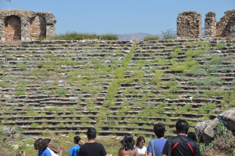 Turkey, Afrodisias – tourists, August 2012